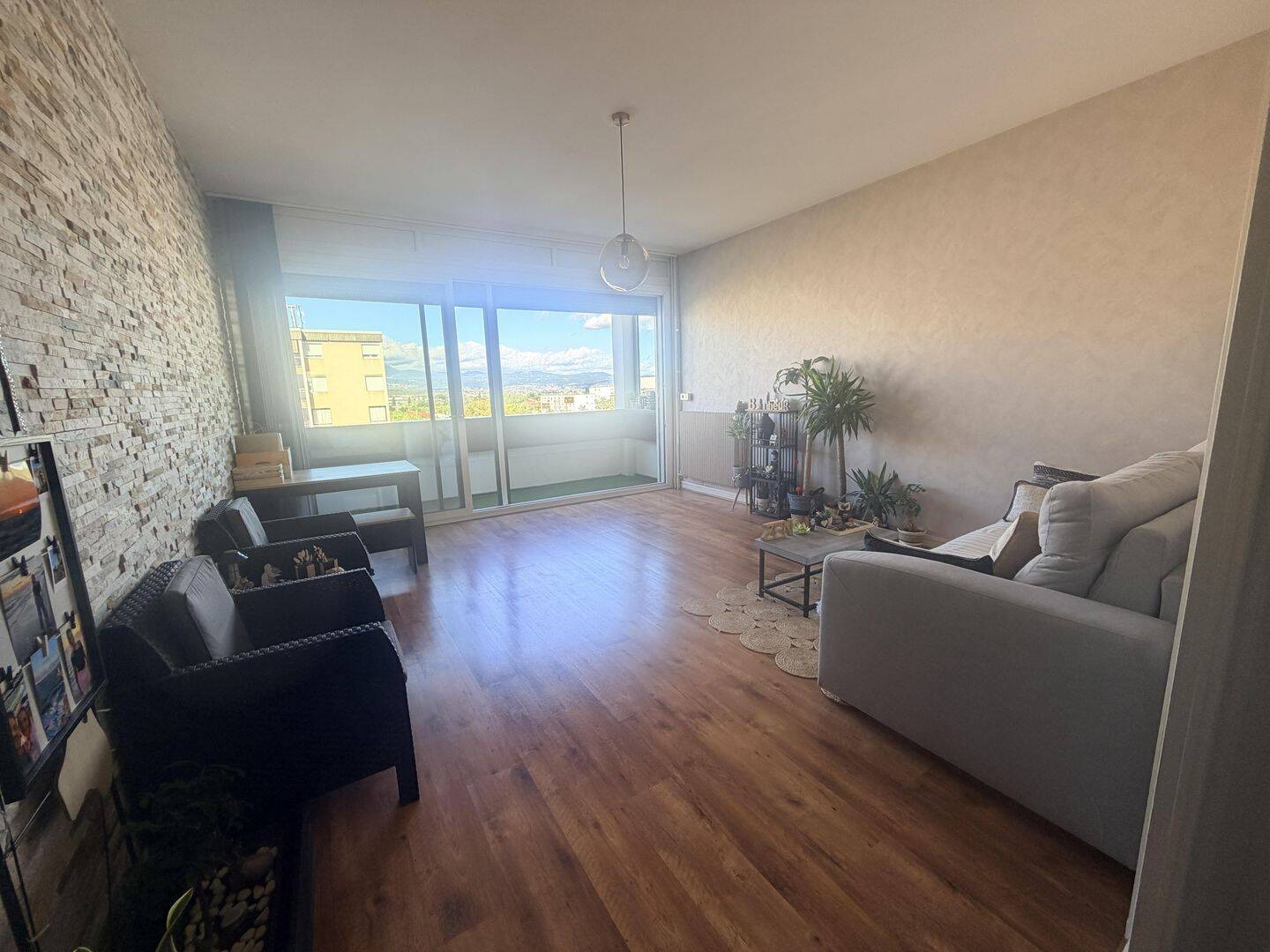 Appartement 4 pièces 107 m² · à Cournon-d'Auvergne · 107 m² · 193 000 €