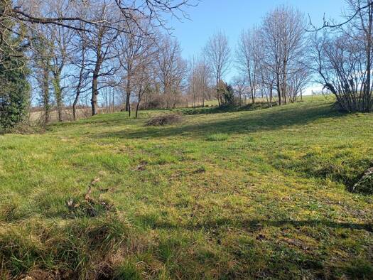 Immeuble à vendre 39 500 € 1 580 m² Zone Rurale Figeac 46100