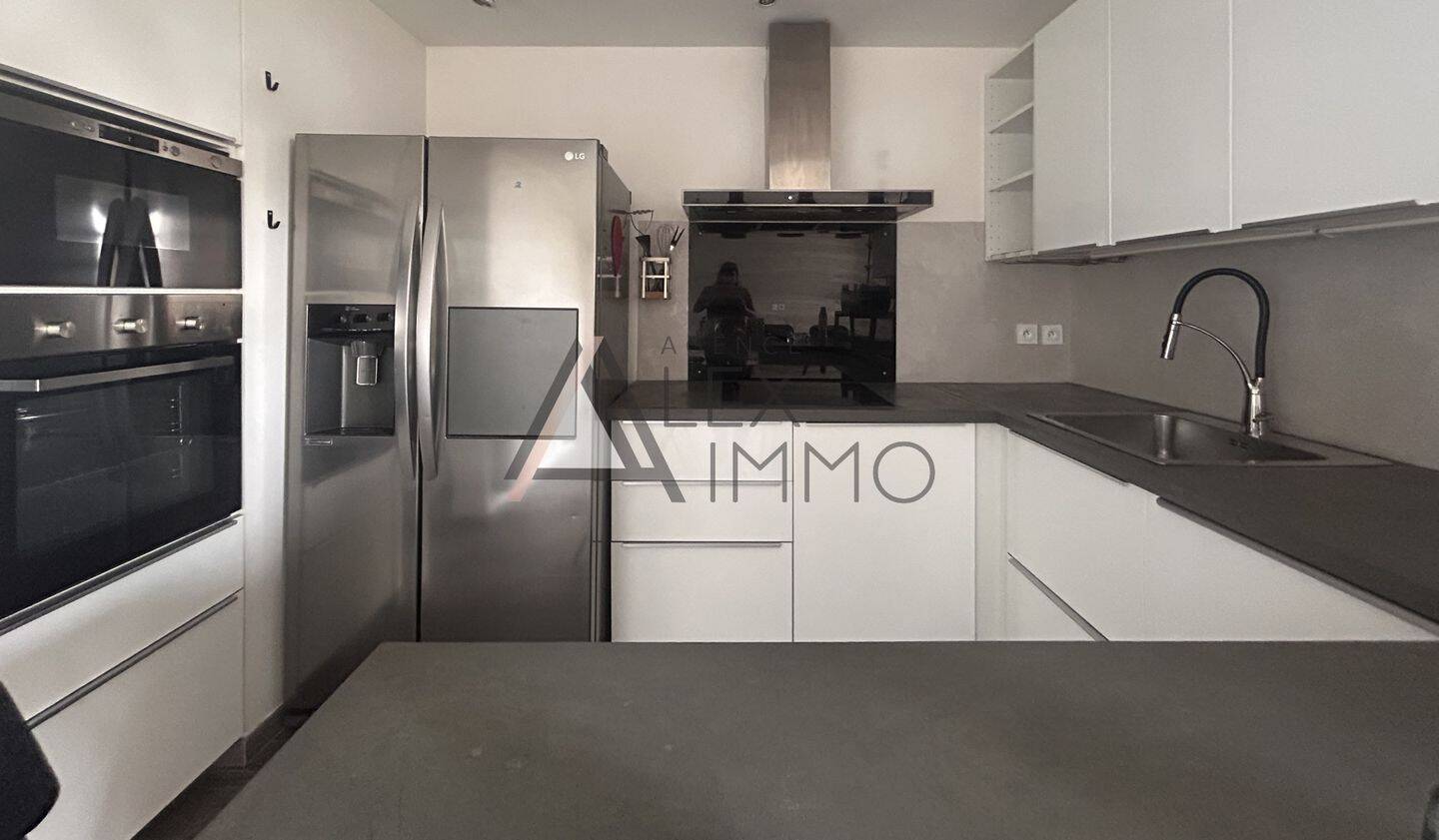 Appartement 3 pièces 58 m² · à Marseille 12ème Arrondissement · 58 m² · 905 €