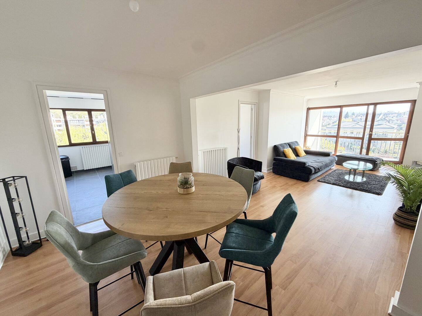 Appartement 4 pièces 77 m² · à Noisy-le-Roi · 76,5 m² · 1 475 €