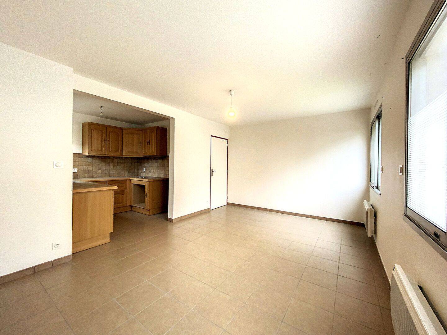 Appartement 1 pièce 35 m² · à Fontaine-lès-Dijon · 35 m² · 400 €/mois