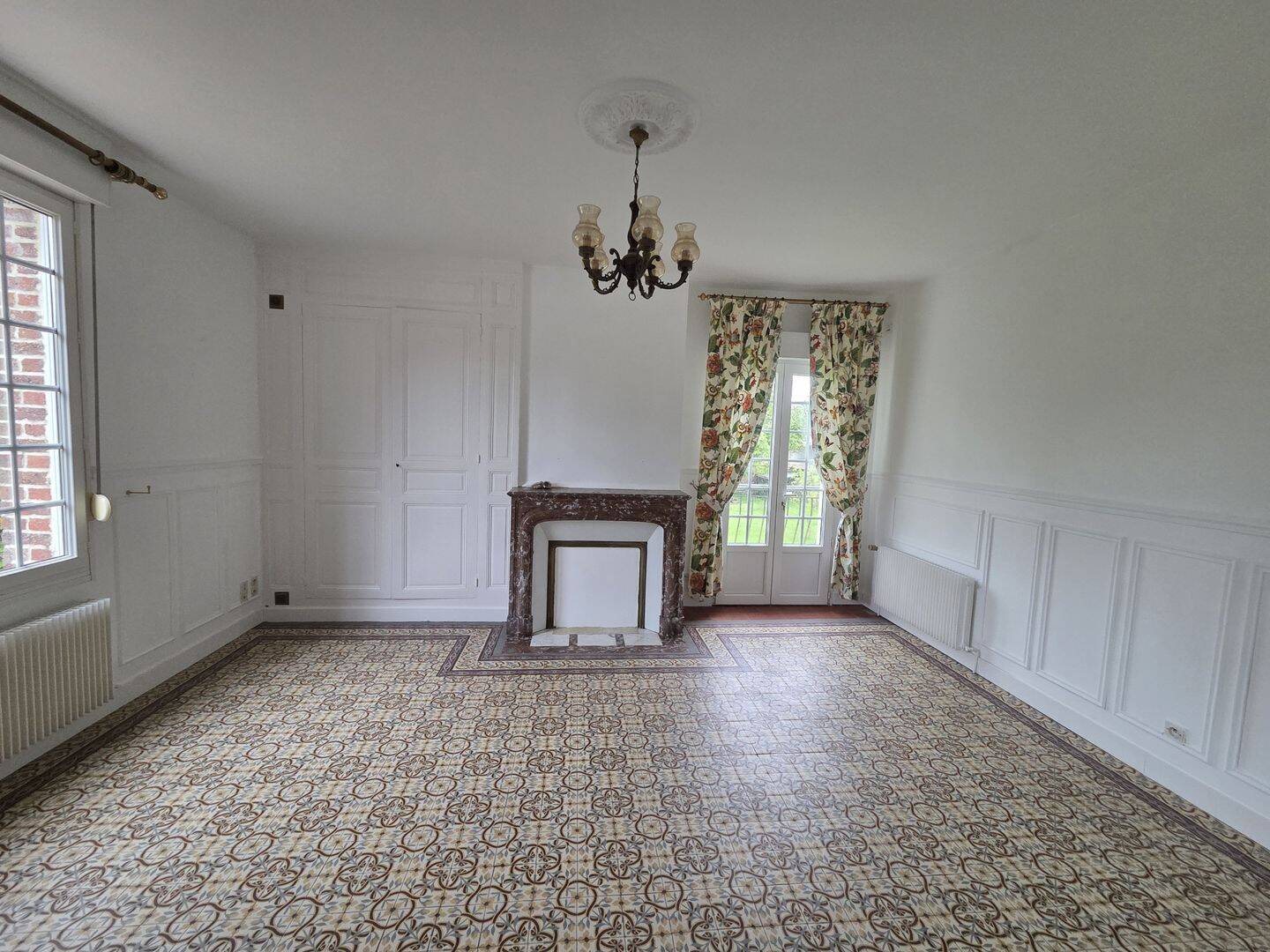 Maison 4 pièces 127 m² · à Saint-Germer-de-Fly · 126,8 m² · 850 €