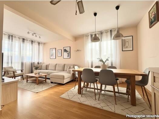 Appartement à vendre 129 000 € 4 pièces 3 chambres 73 m² Étage 14/15 La Falaise Sassenage 38360
