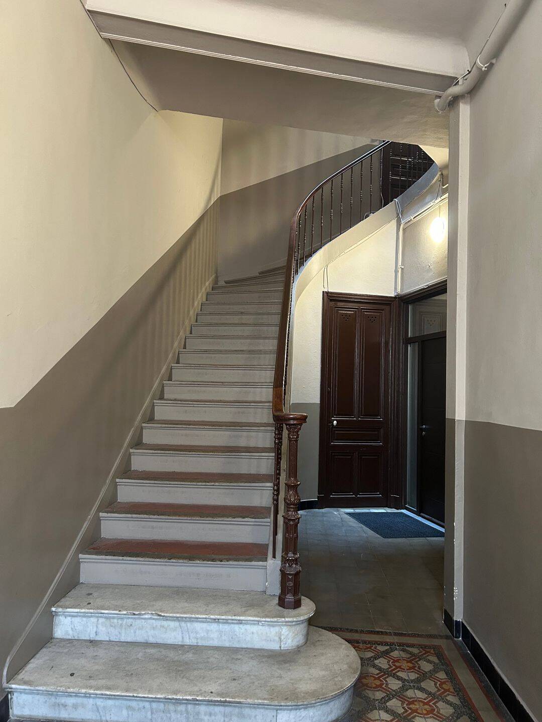 Appartement 1 pièce 32 m² · à Toulon · 31,5 m² · 76 000 €