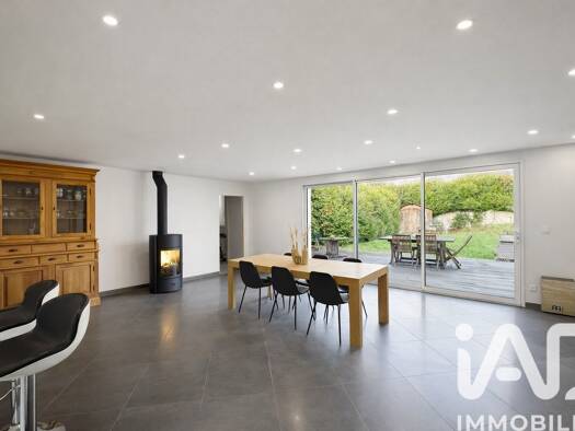 Maison de plain-pied à vendre 347 000 € 4 pièces 3 chambres 130 m² Sud Est Annœullin 59112