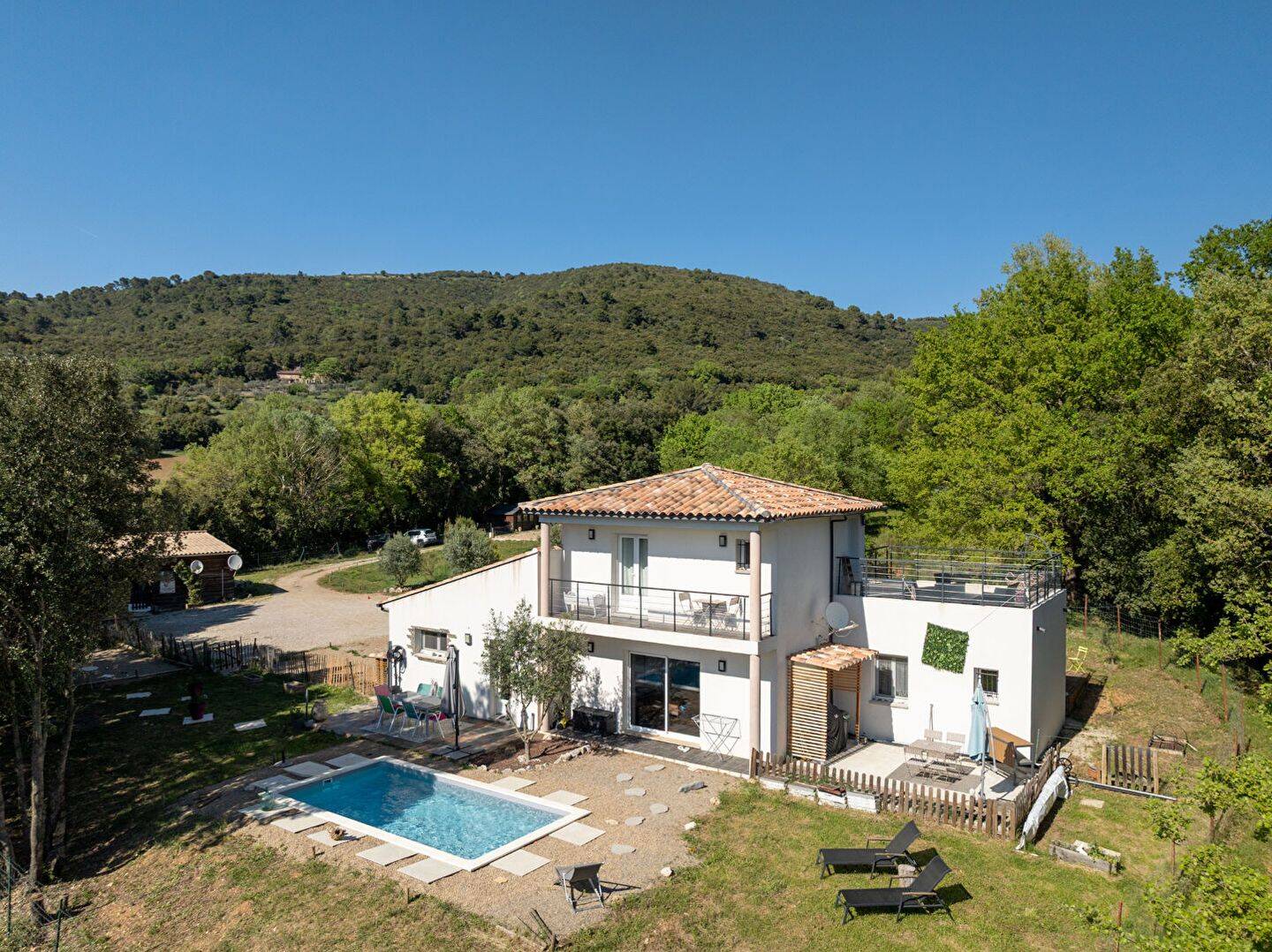 Maison 5 pièces 143 m² · à Ampus · 143 m² · 499 900 €
