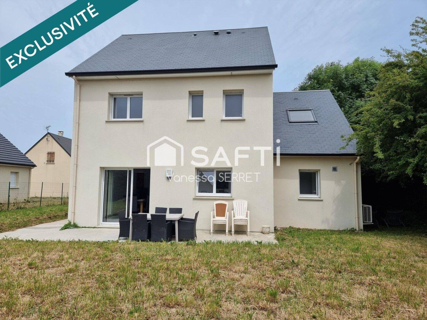 Maison 6 pièces 135 m² · à Saint-Laurent-sur-Mer · 135 m² · 349 800 €