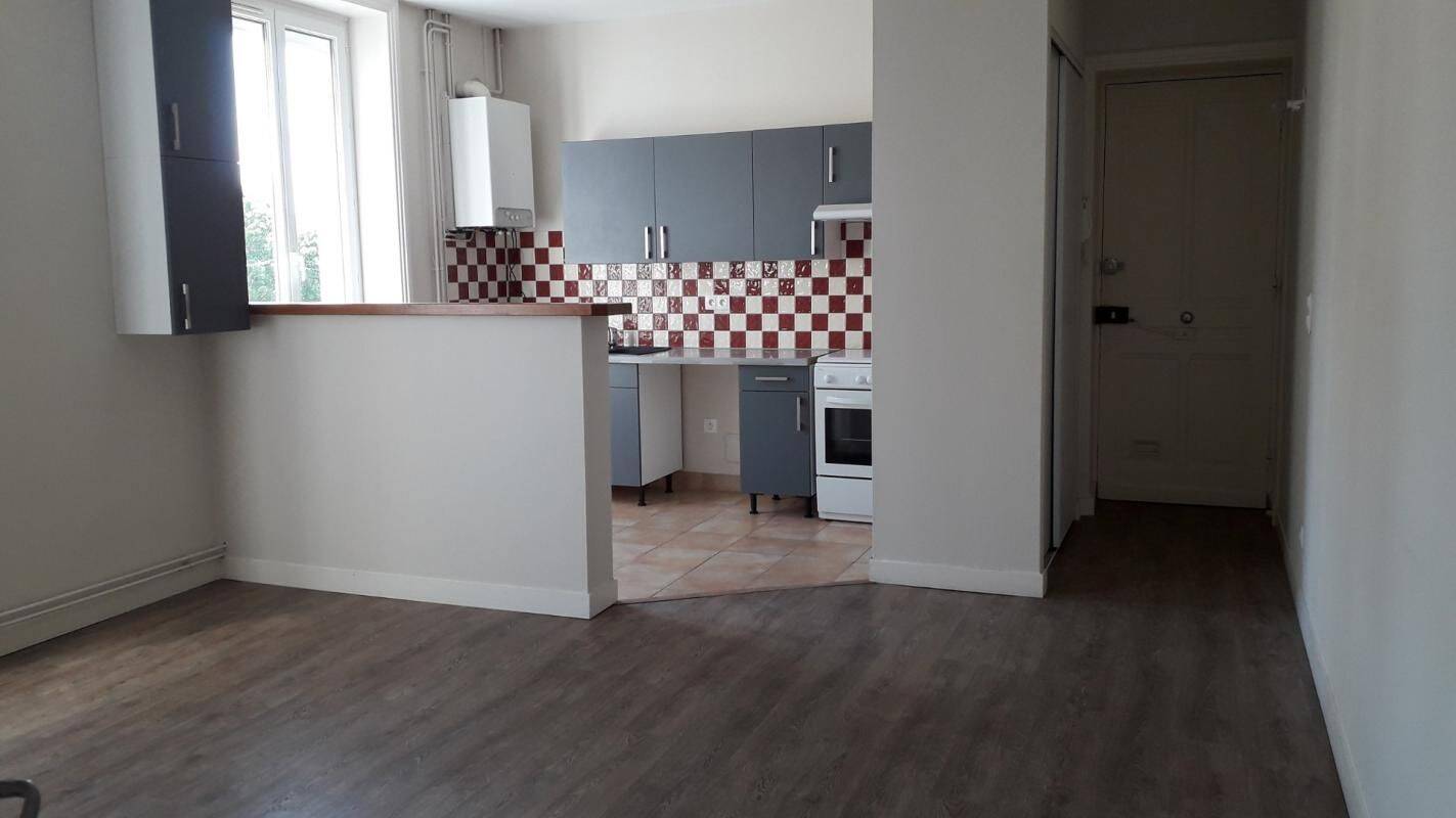 Appartement 2 pièces 50 m² · à Roanne · 50 m² · 473 €