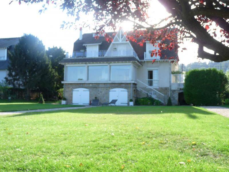 Maison 9 pièces 205 m² · à Villennes-sur-Seine · 205 m² · 4 990 €