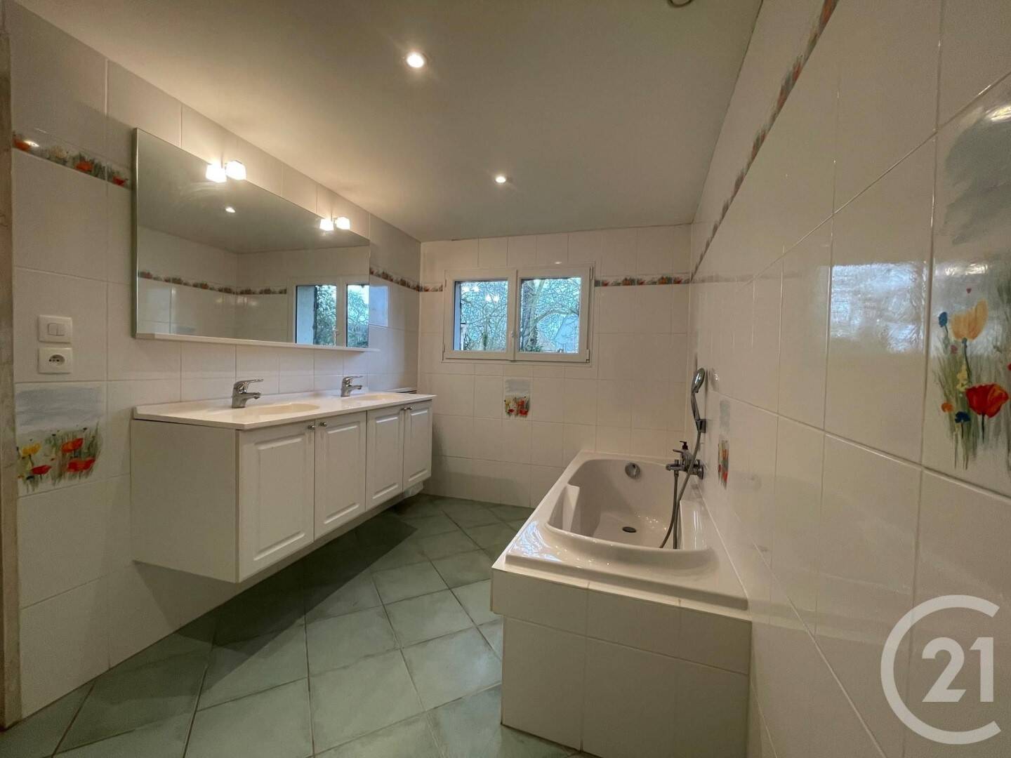Maison 6 pièces 155 m² · à Vernon · 155 m² · 230 000 €