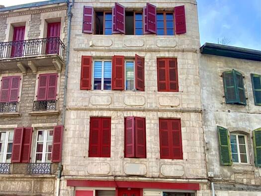 Appartement à vendre 195 000 € 2 pièces 1 chambre 75 m² Étage 2/4 Saint Esprit Bayonne 64100