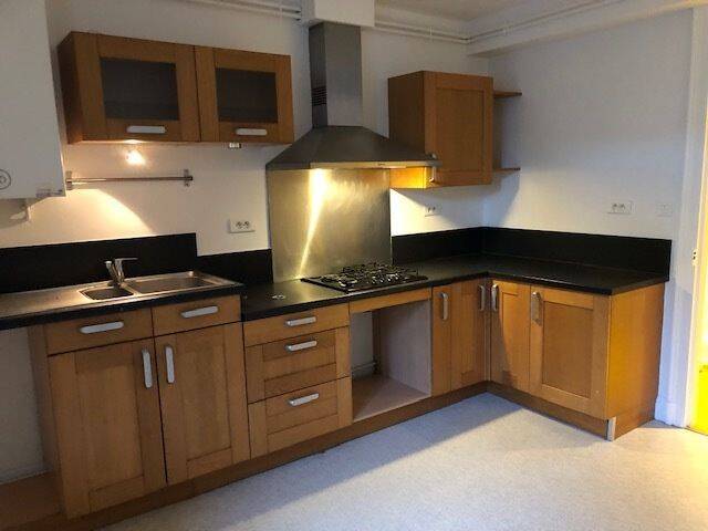 Appartement 5 pièces 132 m² · à Aurillac · 132 m² · 880 €/mois