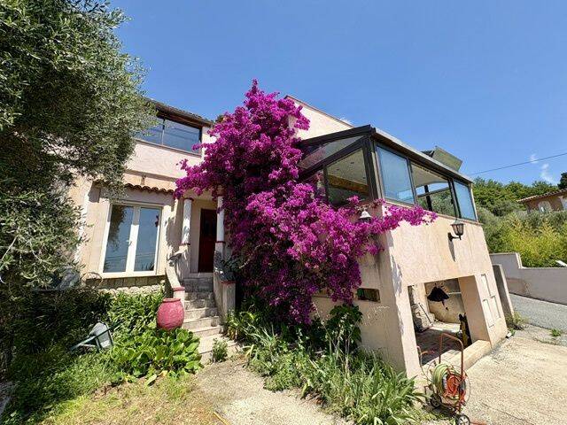 Maison 4 pièces 150 m² · à Grasse · 150 m² · 640 000 €