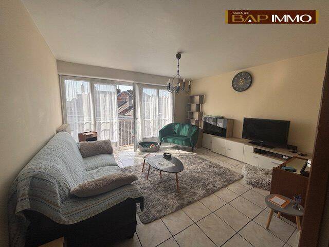 Appartement 2 pièces 62 m² · à Lisieux · 61,7 m² · 119 900 €