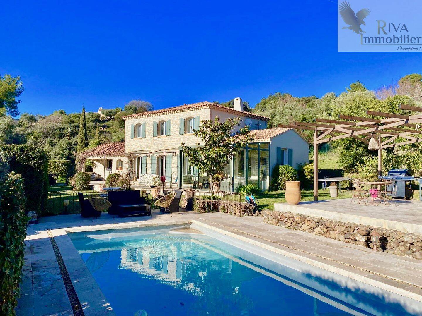 Maison 8 pièces 200 m² · à Évenos · 200 m² · 895 000 €