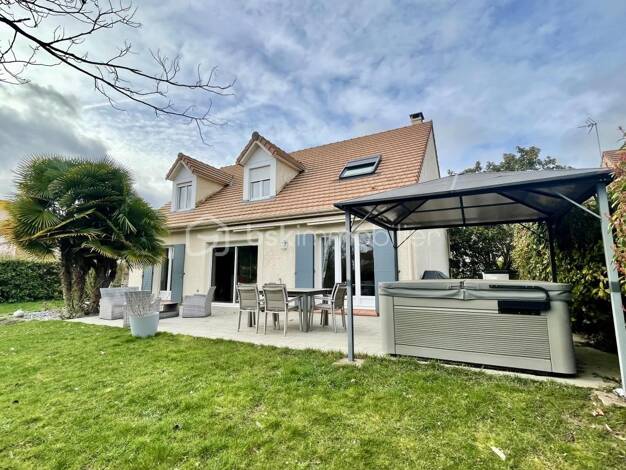 Villa à vendre 484 000 € 7 pièces 4 chambres 154 m² Rubelles 77950