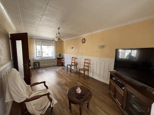 Maison à vendre 275 000 € 7 pièces 4 chambres 143 m² 352 m² de terrain Gaillon-sur-Montcient 78250