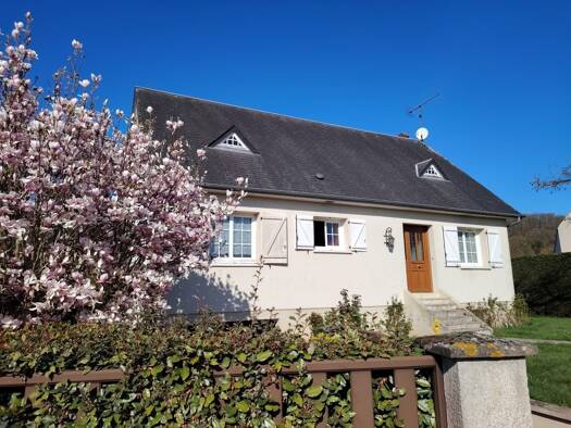 Maison à vendre 147 000 € 6 pièces 5 chambres 134 m² 781 m² de terrain Marboué 28200