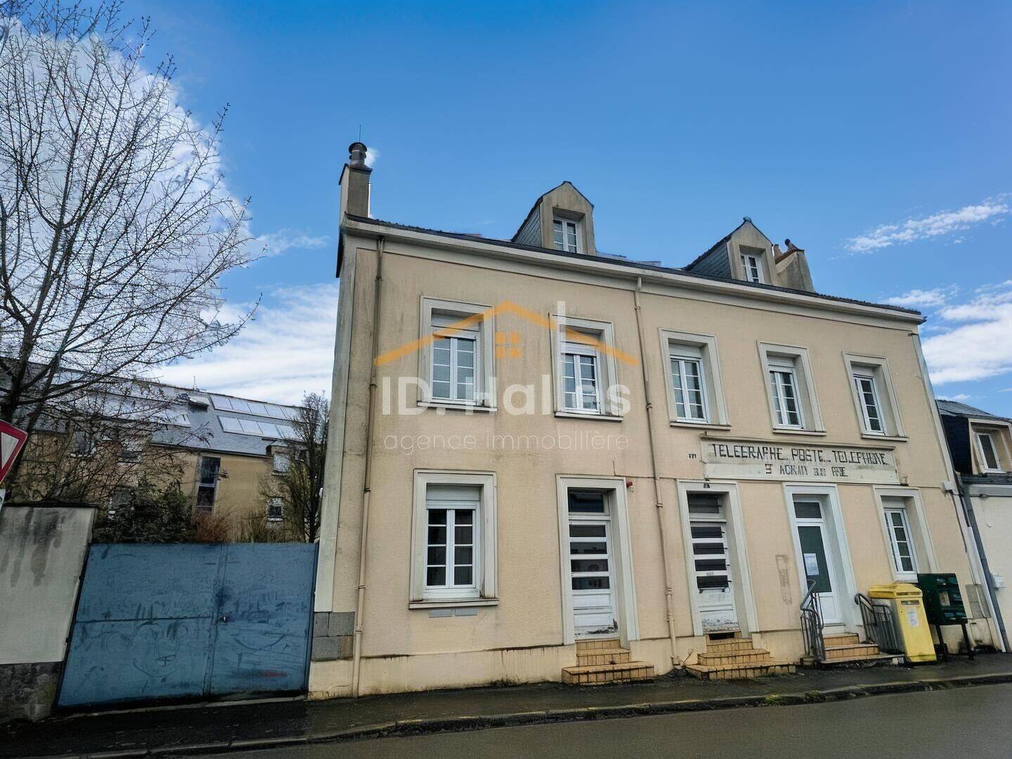 Maison 10 pièces 113 m² · à Saint-Aignan-sur-Roë · 113,4 m² · 108 500 €