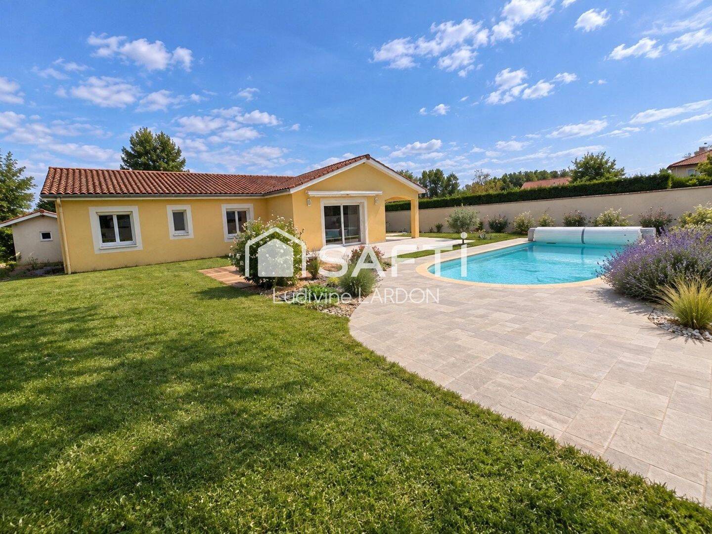 Maison 6 pièces 156 m² · à Veauchette · 156 m² · 445 000 €