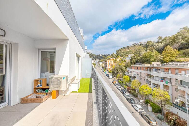Appartement à vendre 220 000 € 1 pièce 32,6 m² 3ème étage Fabron Nice 06000