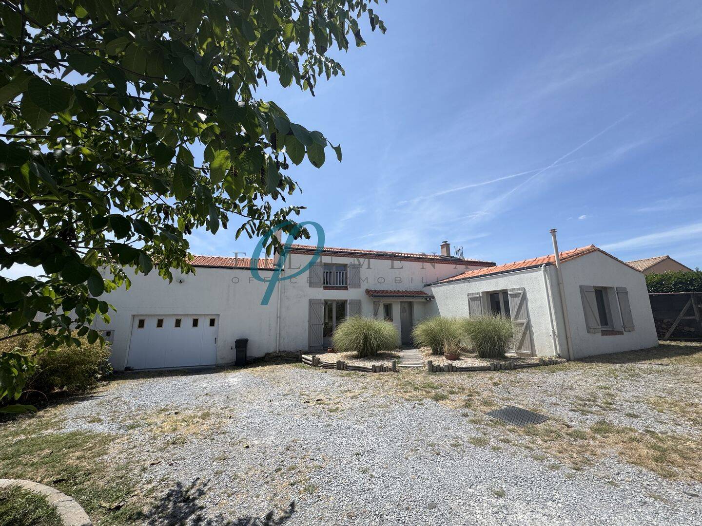 Maison 8 pièces 164 m² · à Orée d'Anjou · 164,2 m² · 249 500 €