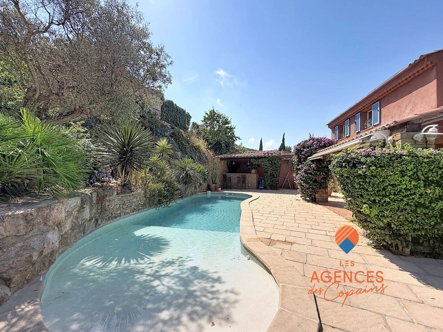 Maison 5 pièces 129 m² · à Bandol · 129 m² · 839 000 €