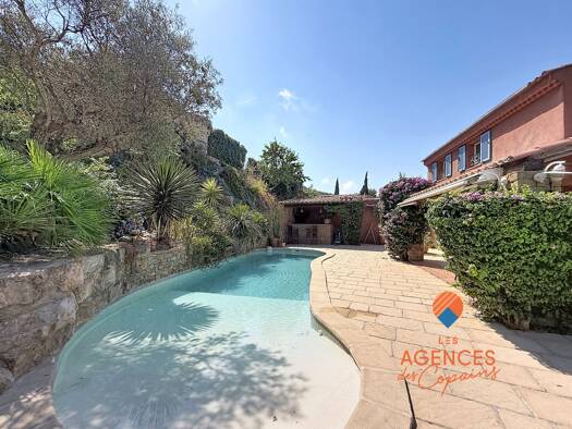Maison à vendre 839 000 € 5 pièces 4 chambres 129 m² 765 m² de terrain Nord Bandol 83150