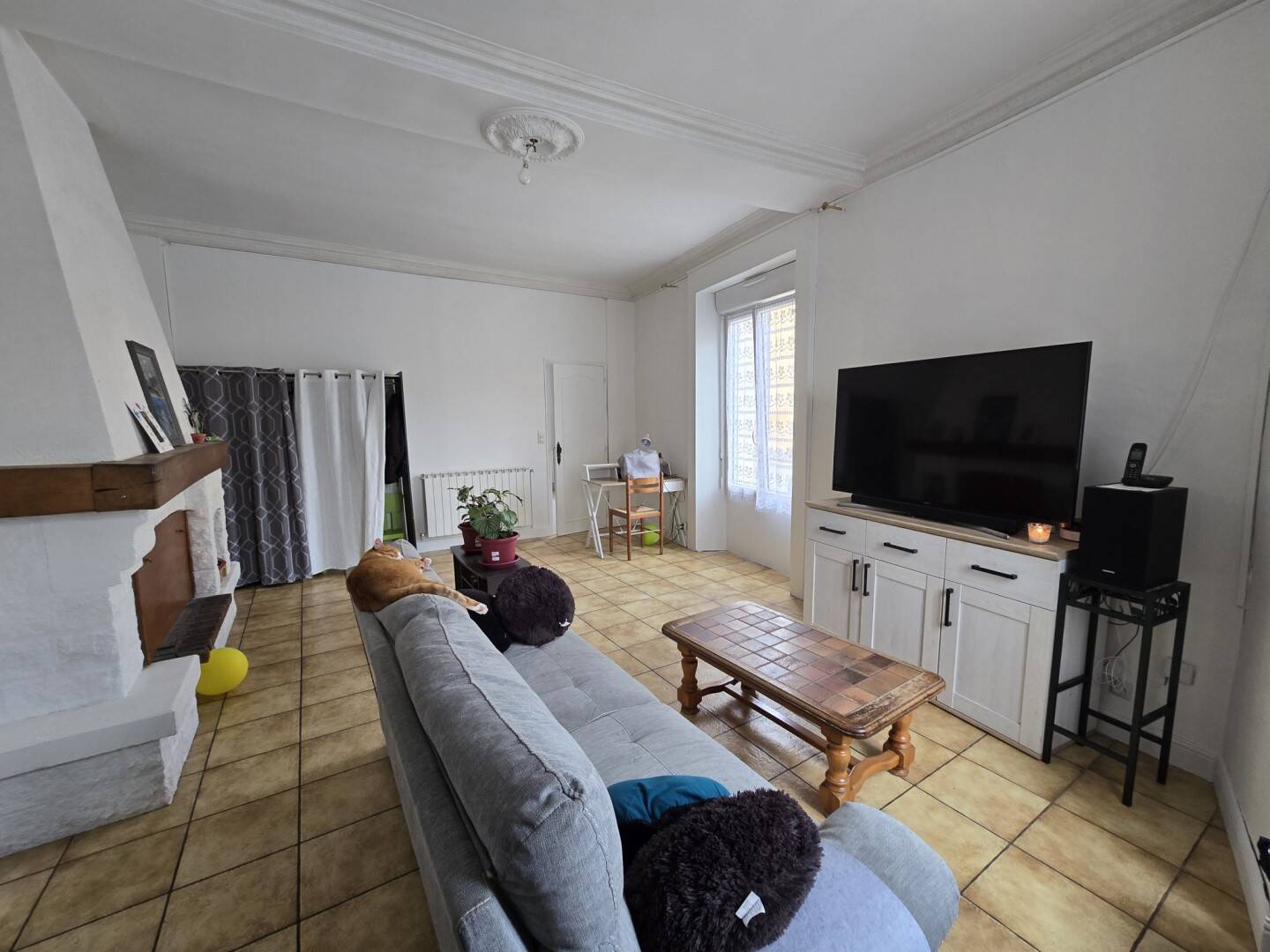 Maison 8 pièces 190 m² · à Auvers-le-Hamon · 190 m² · 126 000 €