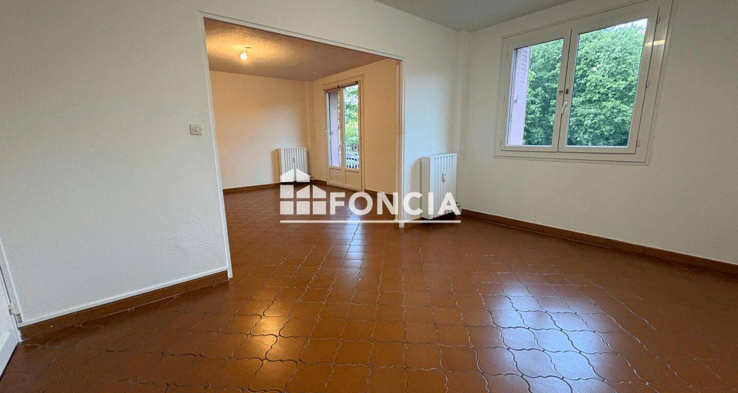 Appartement 3 pièces 79 m² · à Hyères · 79 m² · 1 100 €/mois