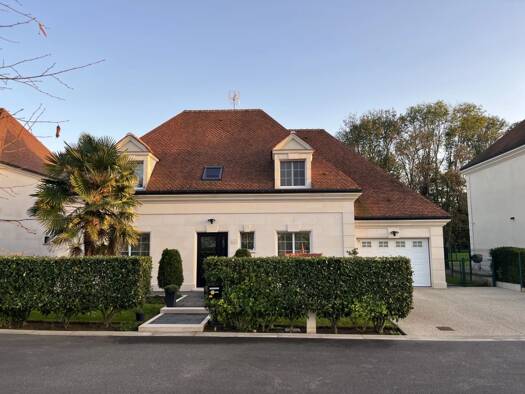 Maison à vendre 999 000 € 7 pièces 5 chambres Centre Sud Ormesson-sur-Marne 94490