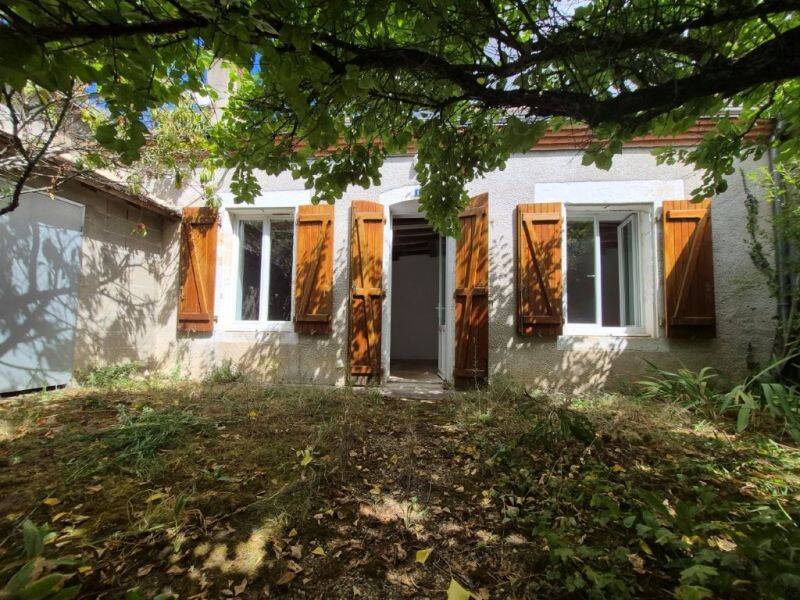 Maison 3 pièces 77 m² · à Tournon-Saint-Martin · 77 m² · 76 300 €
