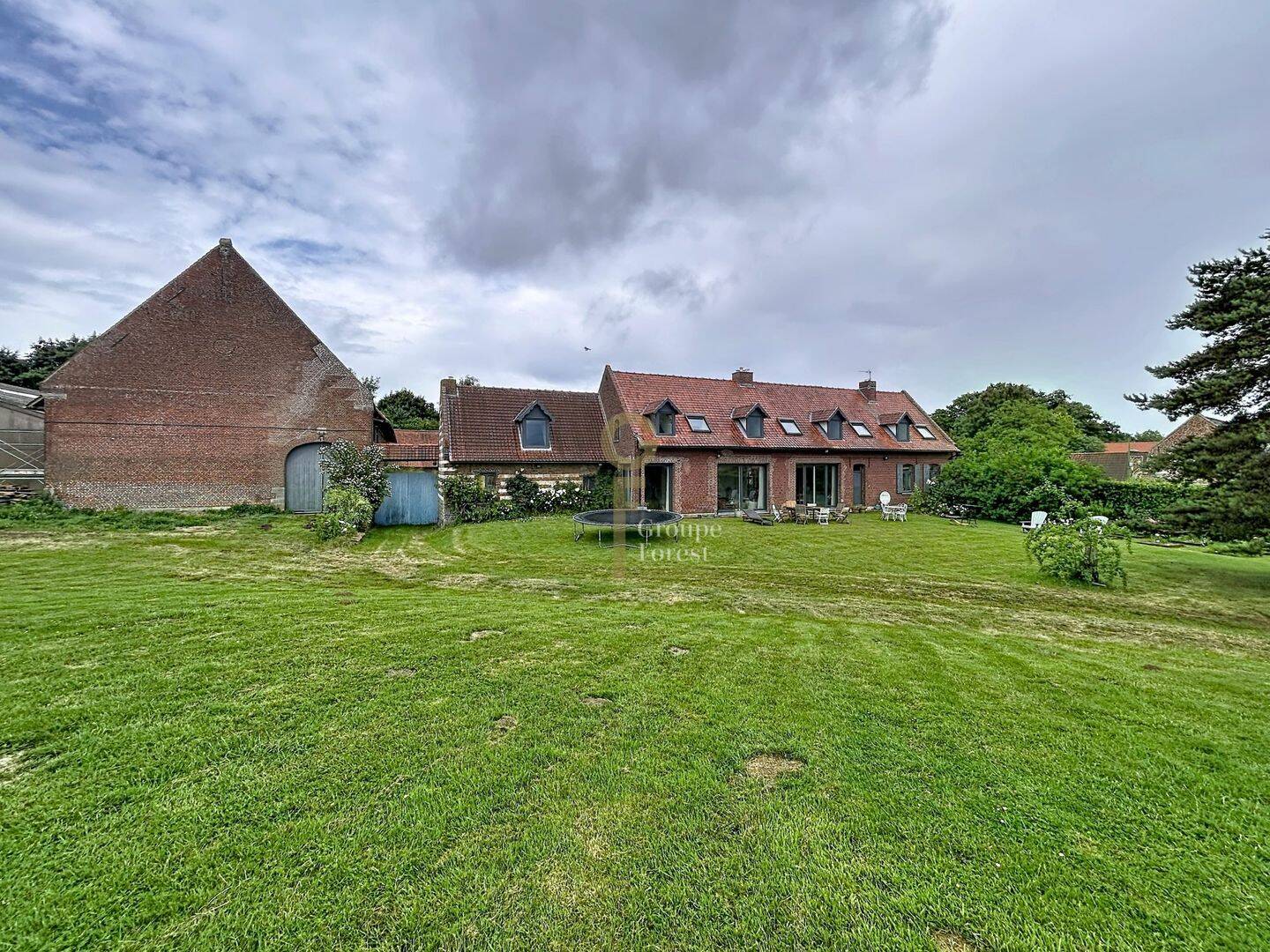 Maison 8 pièces 320 m² · à Gruson · 320 m² · 2 288 000 €