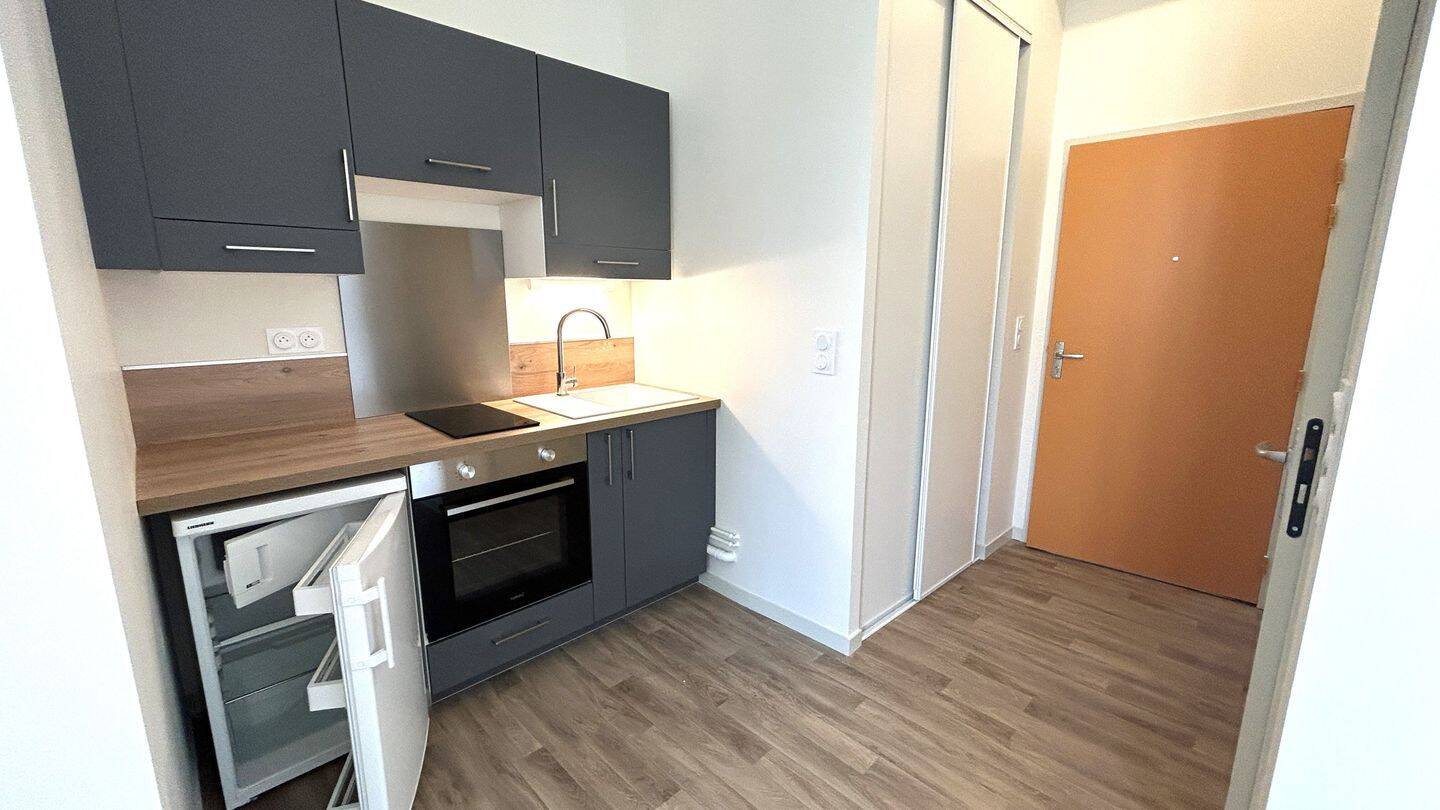 Appartement 1 pièce 18 m² · à Bourges · 18 m² · 460 €