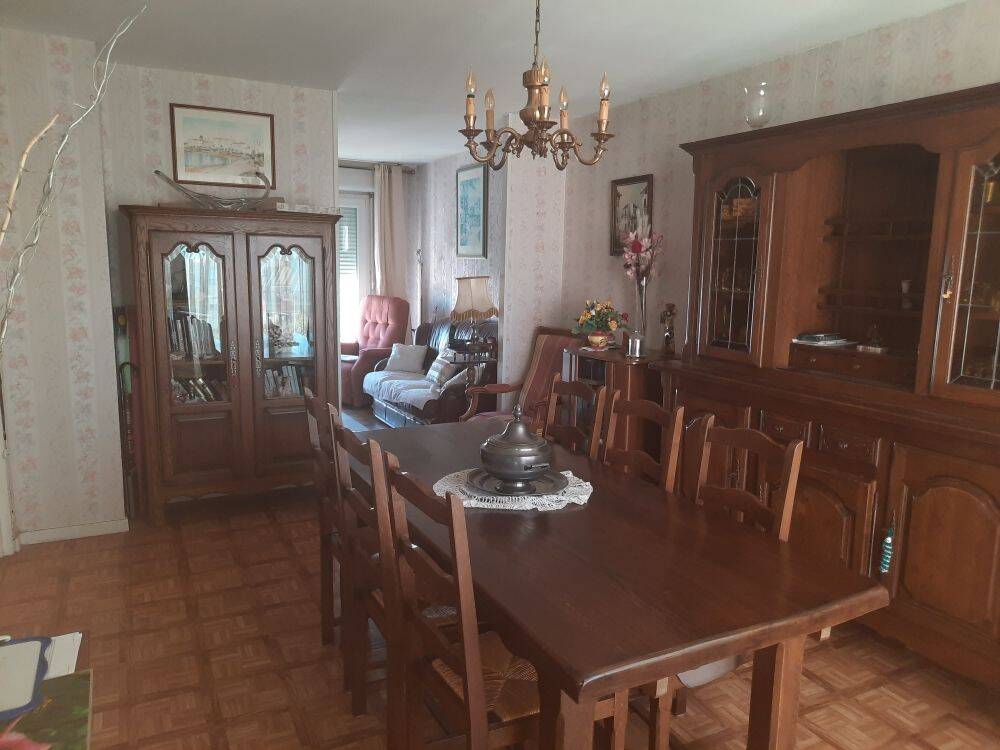 Appartement 4 pièces 73 m² · à Reims · 73 m² · 130 000 €