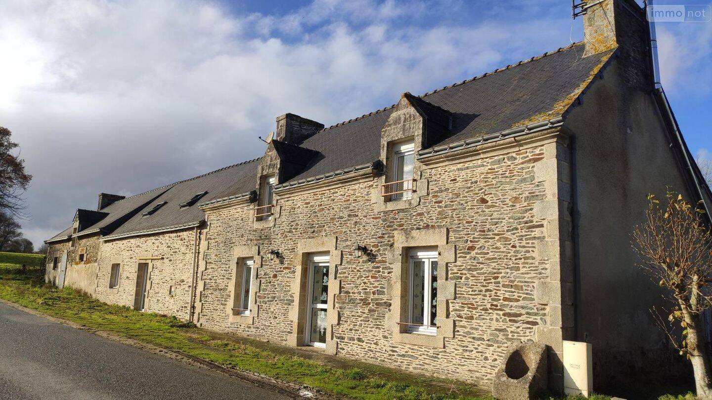 Maison 7 pièces 212 m² · à Évellys · 212 m² · 287 500 €