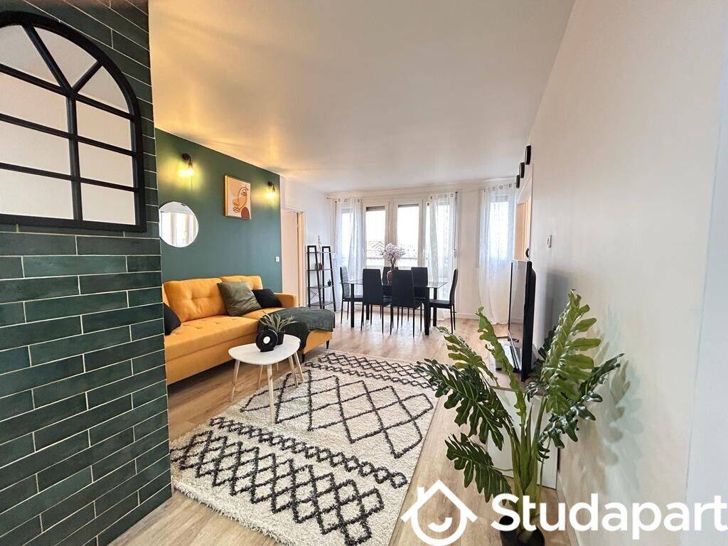 1 pièce 9 m² · à Amiens · 9 m² · 425 €/mois