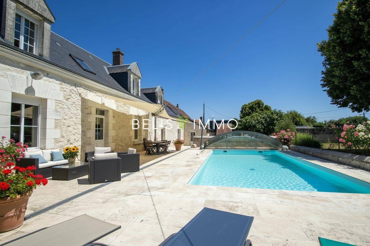 Maison 11 pièces 265 m² · à Bléré · 265 m² · 594 225 €