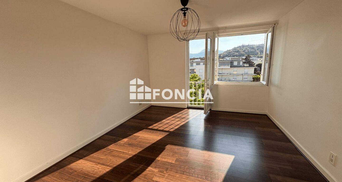 Appartement 3 pièces 56 m² · à Clermont-Ferrand · 55,9 m² · 675 €/mois