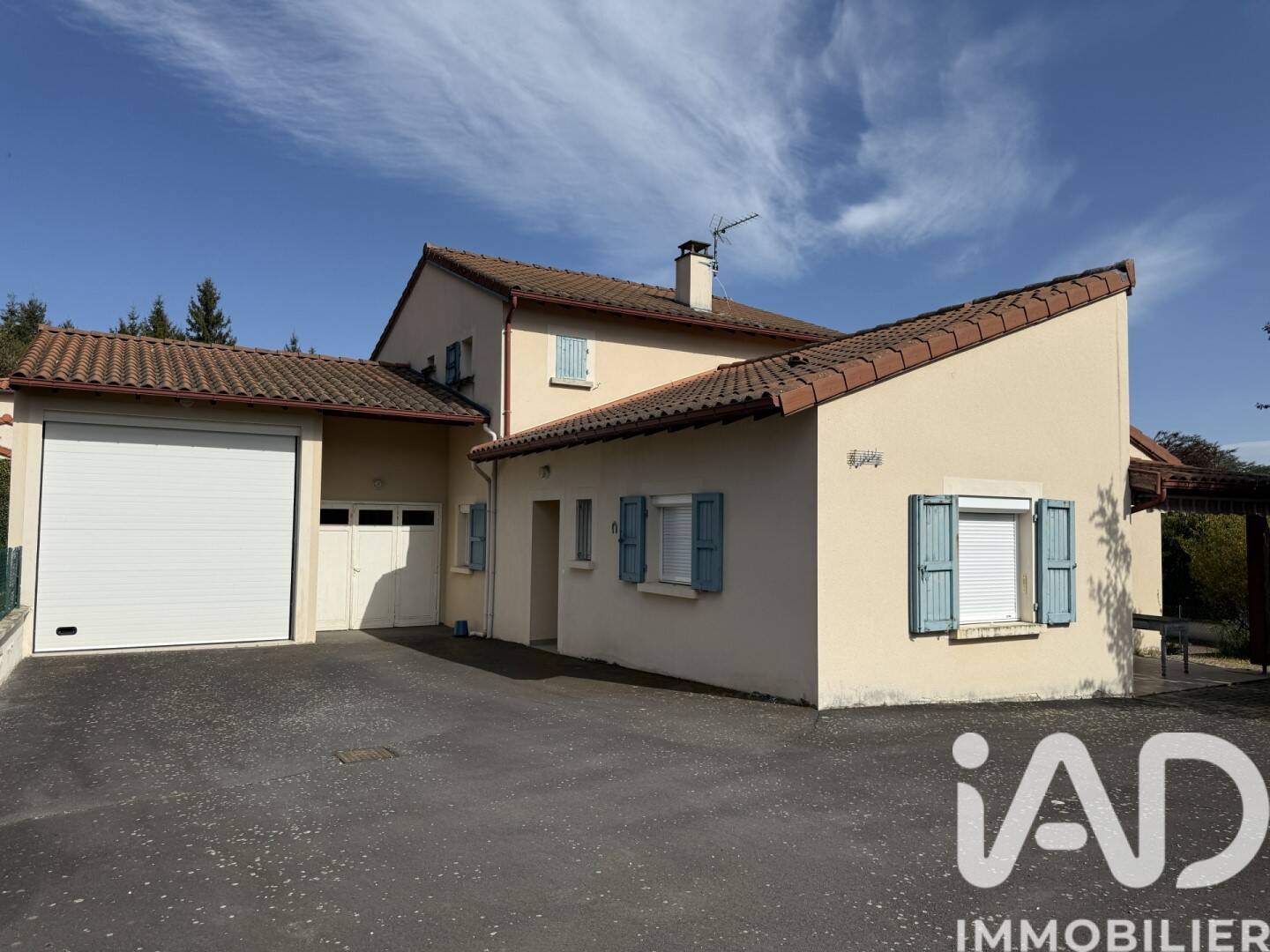 Maison 6 pièces 183 m² · à Rosières · 183 m² · 250 000 €