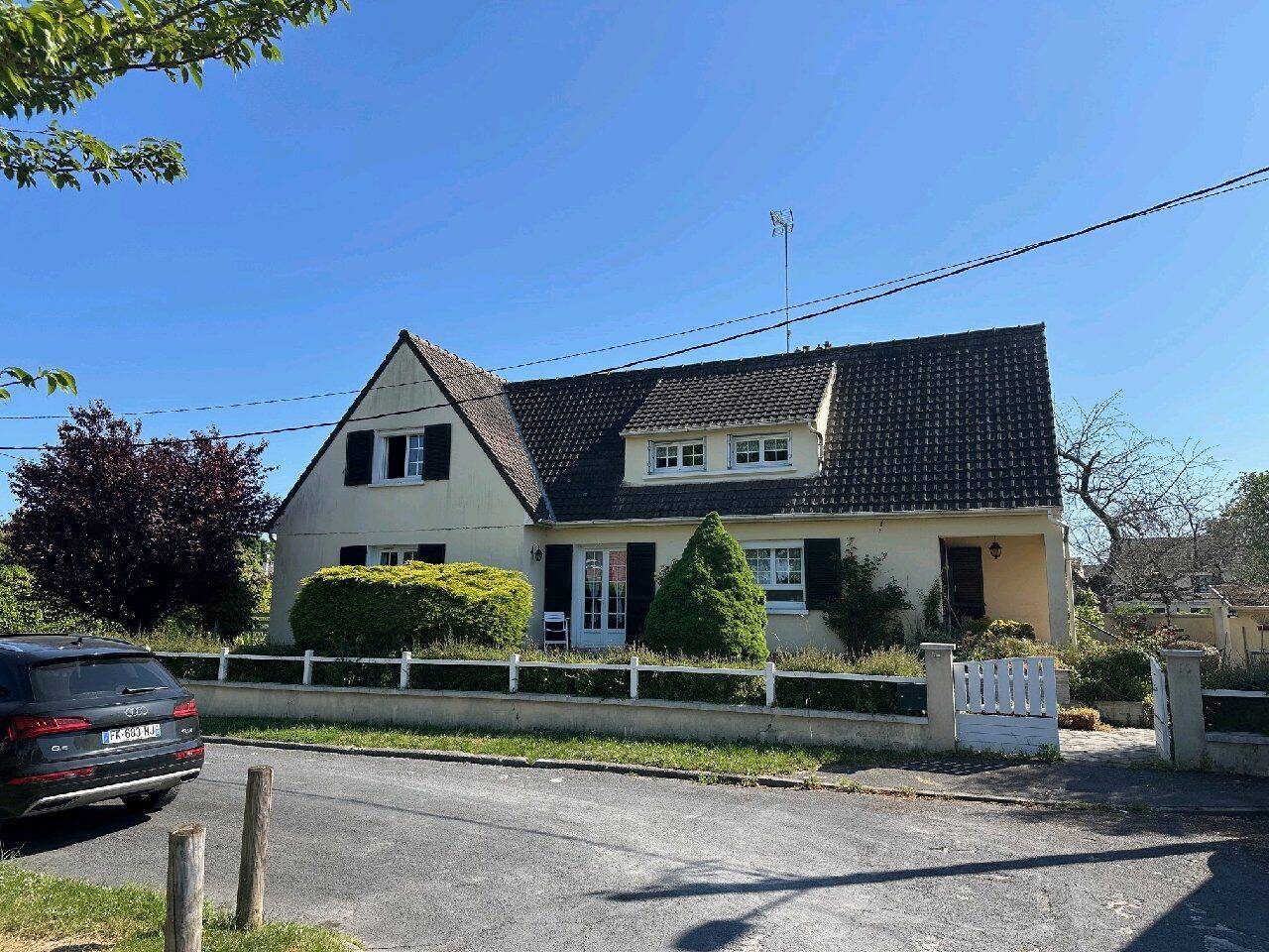 Maison 6 pièces 167 m² · à Beaumont-sur-Oise · 167 m² · 369 000 €