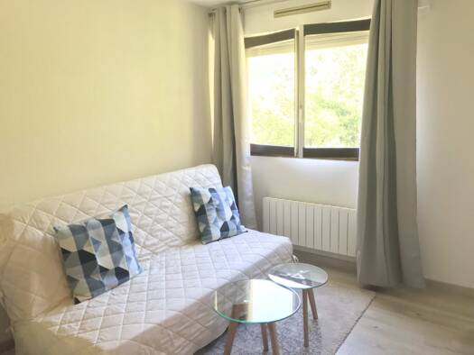 Appartement à louer 497 € 1 pièce 19 m² Étage 2/4 Bealieres Meylan 38240