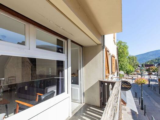 Appartement à vendre 242 000 € 4 pièces 2 chambres 61 m² Étage 1/2 Saint-Lary-Soulan 65170