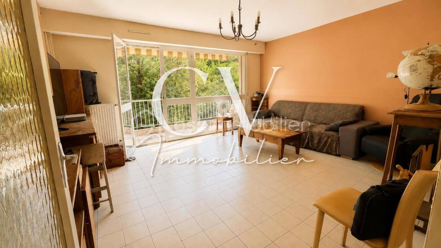 Appartement 2 pièces 57 m² · à Oullins-Pierre-Bénite · 57 m² · 167 000 €