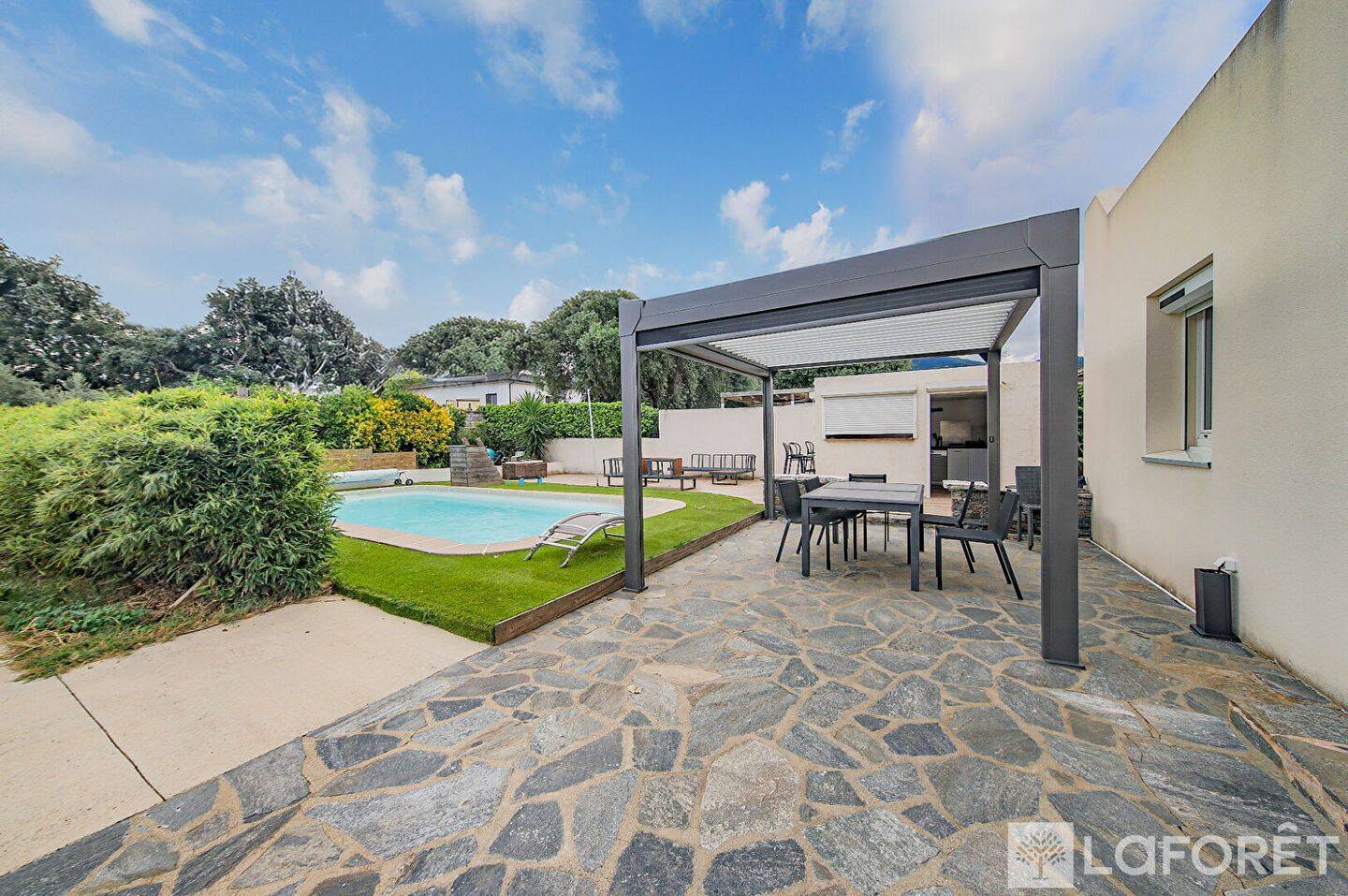 Maison 7 pièces 175 m² · à Venzolasca · 175 m² · 525 000 €