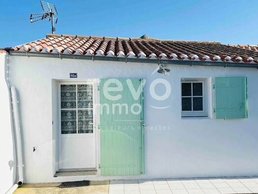 Maison à vendre 283 500 € 3 pièces 2 chambres 49 m² 103 m² de terrain Sud Est L'Île-d'Yeu 85350