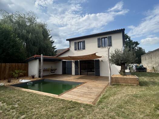 Maison à vendre 310 000 € 5 pièces 3 chambres 115 m² 1 100 m² de terrain Laubadère Tarbes 65000