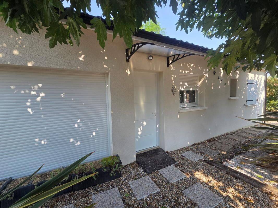 Maison 4 pièces 81 m² · à Saint-Sixte · 81 m² · 881 €/mois