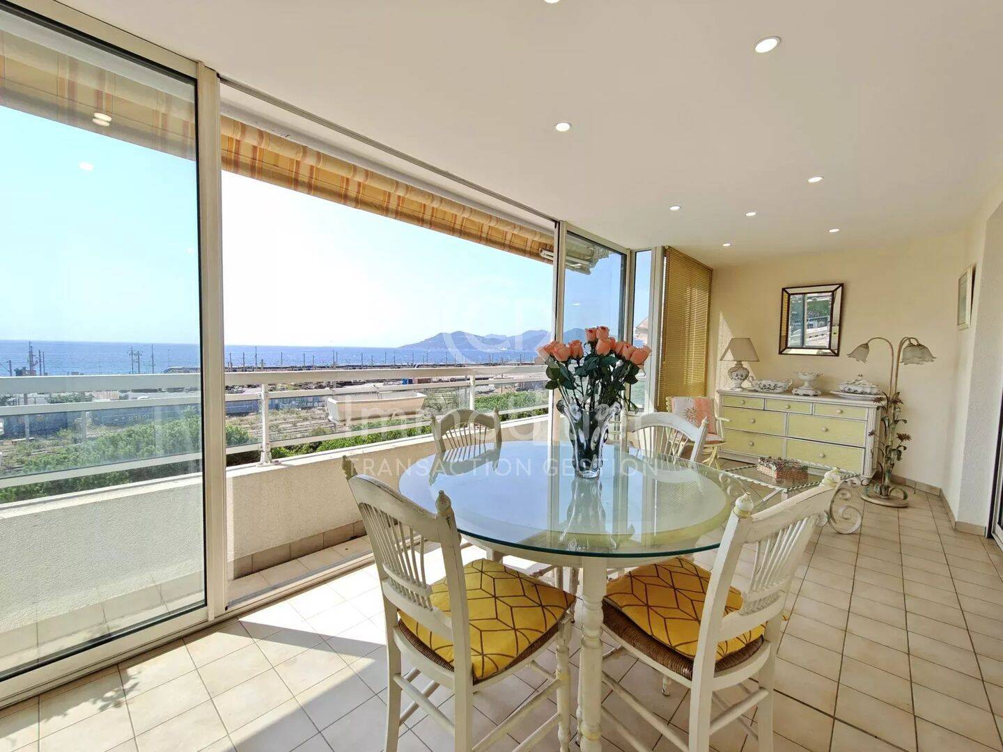 Appartement 4 pièces 84 m² · à Cannes · 83,6 m² · 430 000 €