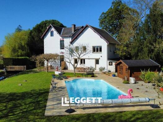 Maison à vendre 370 000 € 7 pièces 5 chambres 192 m² 2 810 m² de terrain Brioux-sur-Boutonne 79170